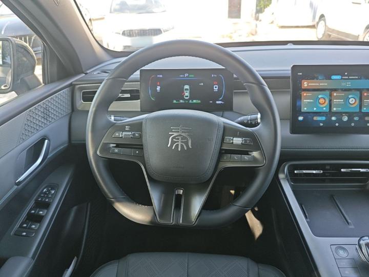 Qin PLUS 2025 DM-i ADAS 55KM Leading photo 6
