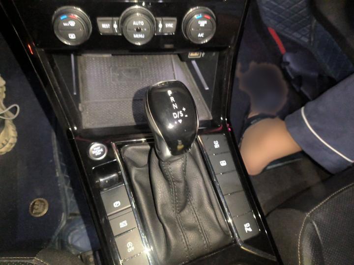 Passat 2019 330TSI Premium China V photo 6