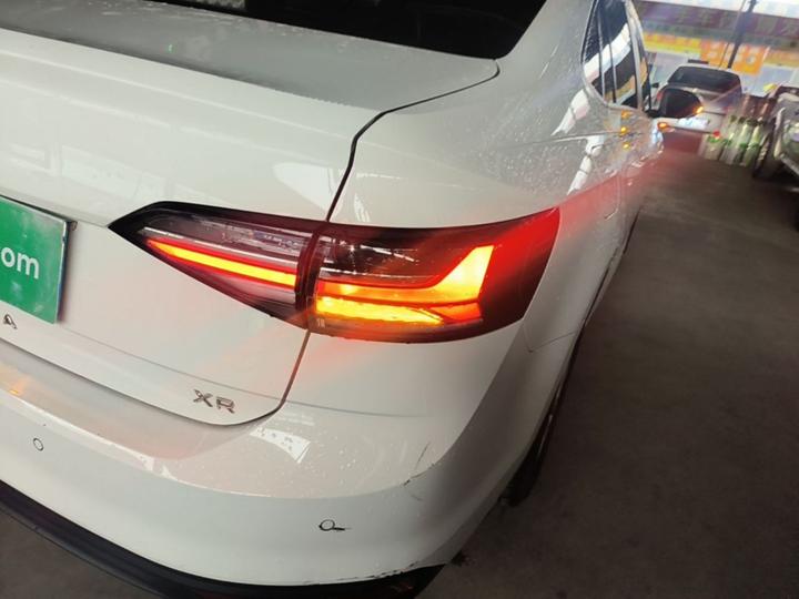 Lavida 2023 1.5L AT photo 7