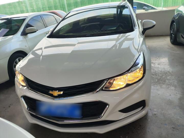2018 320 AT photo 2