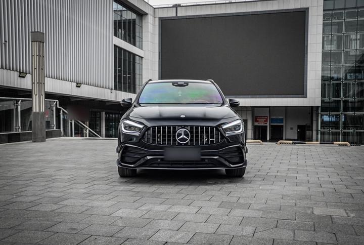 GLA AMG 2022 AMG GLA 35 4MATIC photo 2