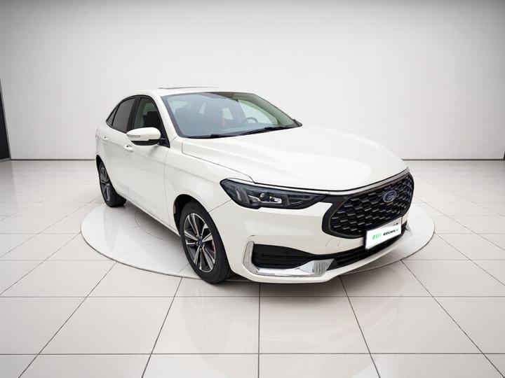 Escort 2021 1.5L AT photo 3