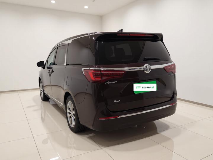 GL8 2021 Avenir 6-Seater photo 4