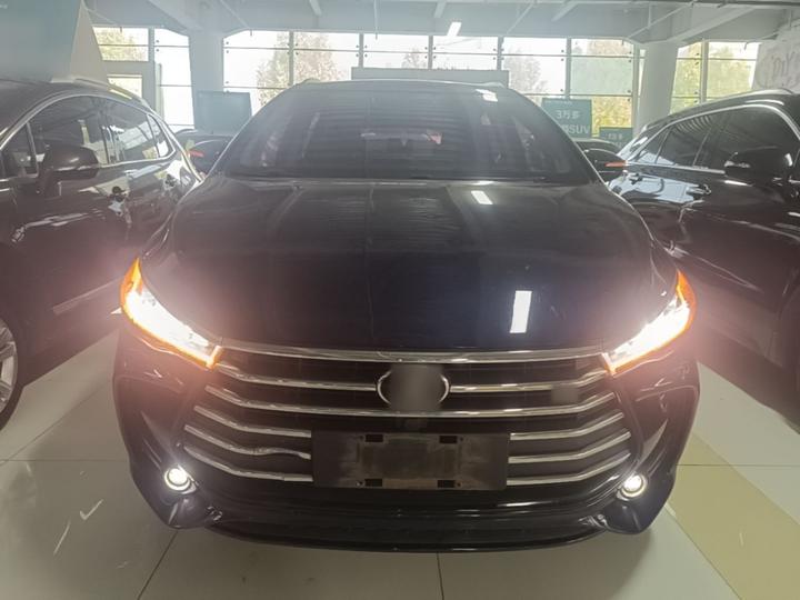 Song MAX 2017 1.5T AT Connected Elite 7-Seater photo 2