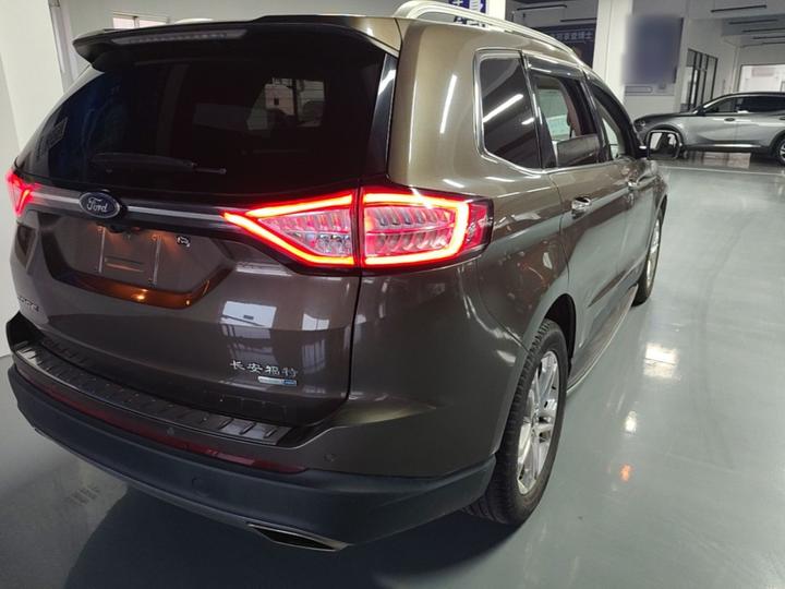 Edge 2015 2.0T GTDi AWD photo 4