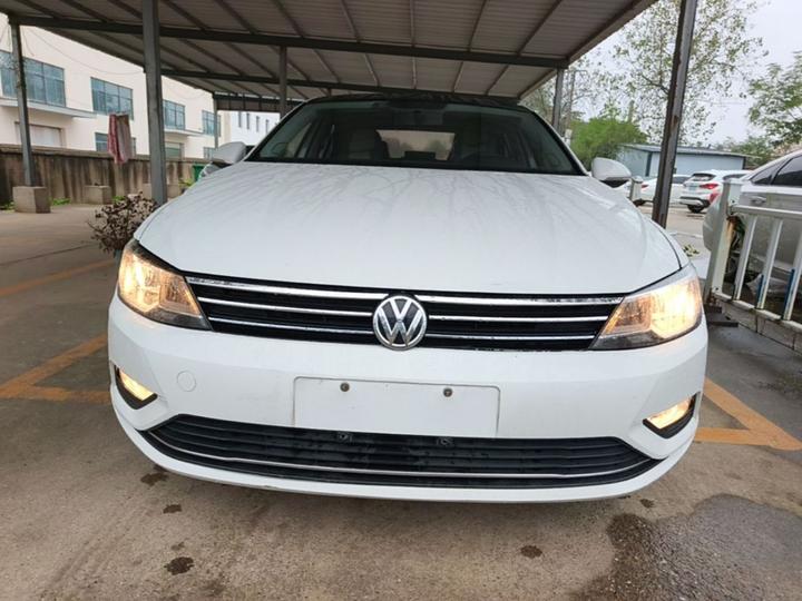 Lamando 2015 230TSI DSG photo 2