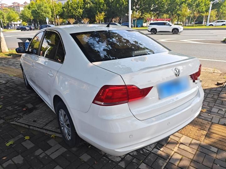 Santana 2016 1.6L AT photo 4