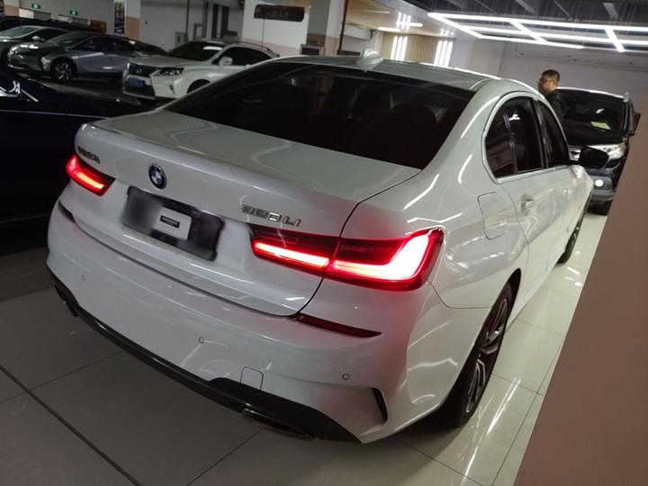 3 Series 2021 Facelift 320Li M Sport Package photo 4