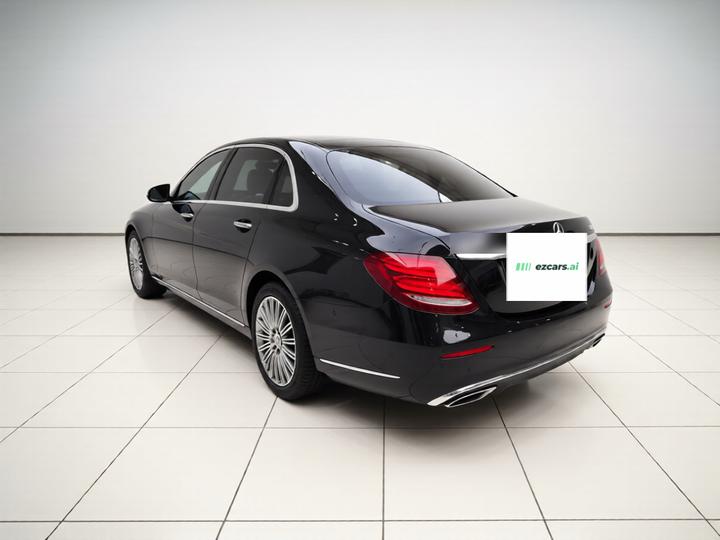 E-Class 2020 Facelift E 300 L Fashion photo 4