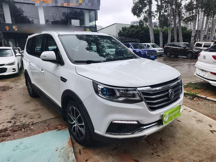 Forthing SX6 2018 1.6L MT Luxury photo 3