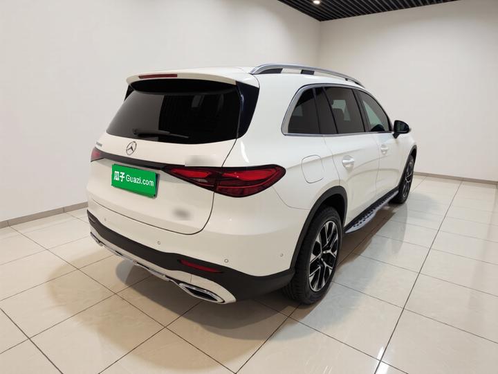 GLC 2024 GLC 260 L 4MATIC Dynamic 5-Seater photo 4