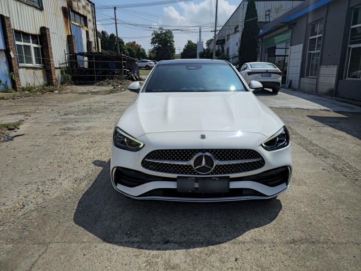 C-Class 2023 C 260 L Sport photo 3