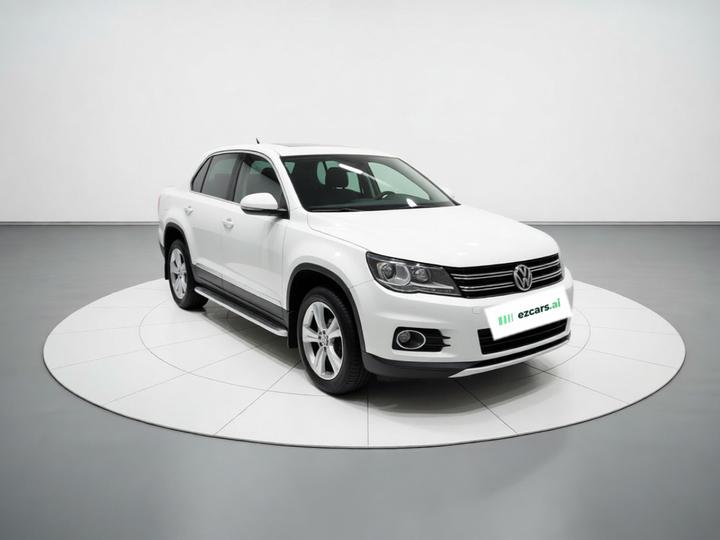 Tiguan 2012 2.0TSI AT AWD photo 3