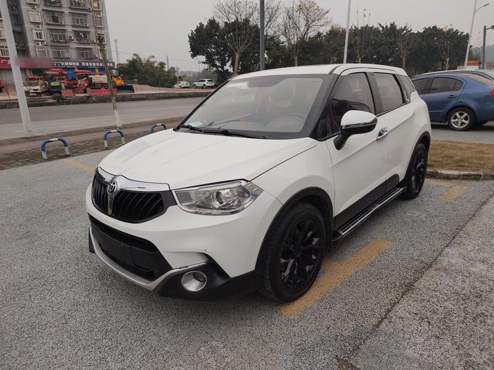 Zhonghua V3 2016 1.5L AT Smart