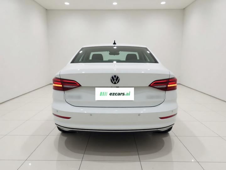 Lavida 2022 1.5L AT photo 5