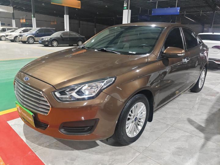 Escort 2017 Facelift 1.5L AT Comfort