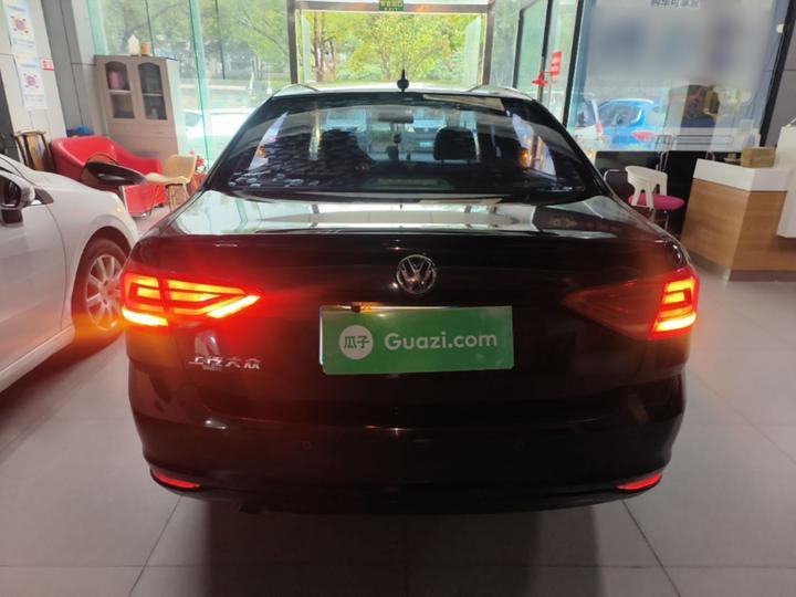 Lavida 2017 1.6L AT photo 5