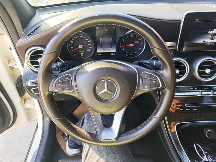 GLC 2016 GLC 260 4MATIC Dynamic photo 6