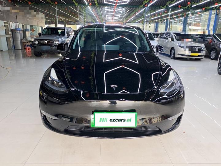 Model Y 2022 Long Range AWD photo 2