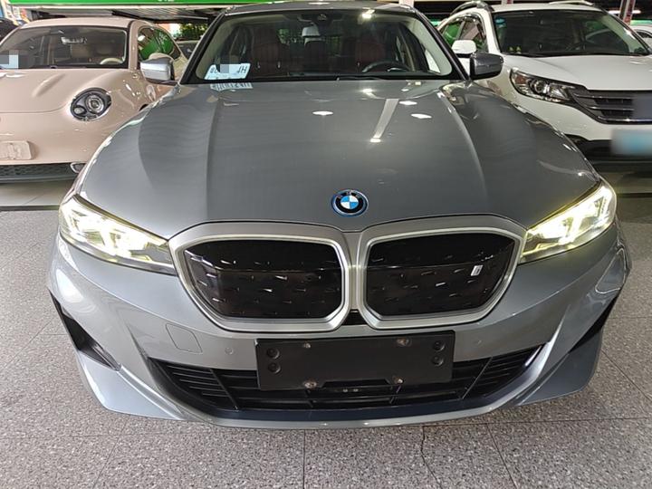 i3 2022 eDrive 35 L photo 2