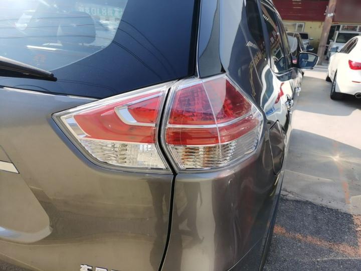 X-Trail 2014 2.0L CVT Comfort 2WD photo 7