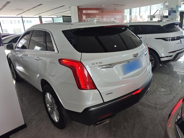 XT5 2018 28E AWD Tech photo 4
