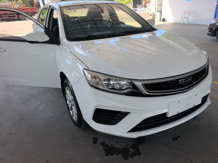 Vision 2020 Facelift 1.5L MT photo 3