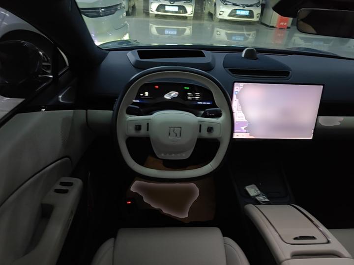 007 2024 AWD 100kWh photo 6