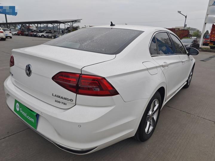Lamando 2019 230TSI DSG China V photo 4