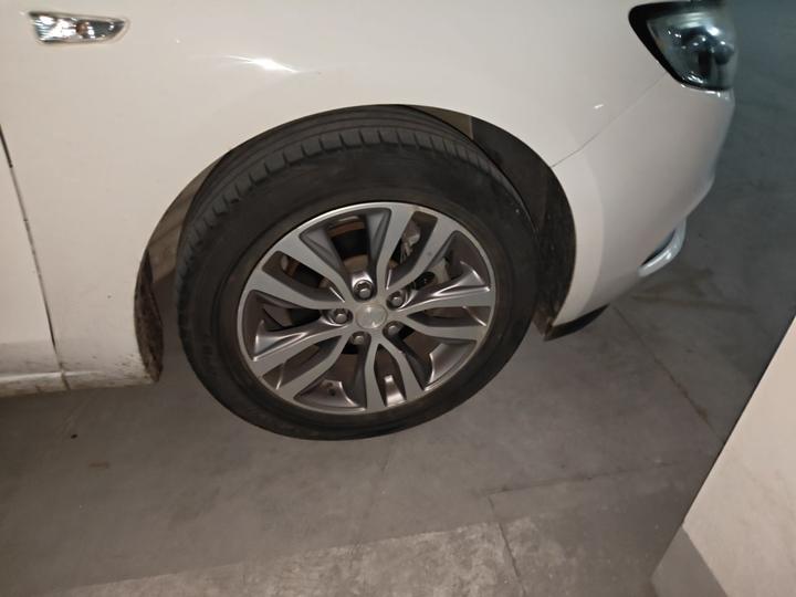 Excelle 2019 18T AT Elite China VI photo 8