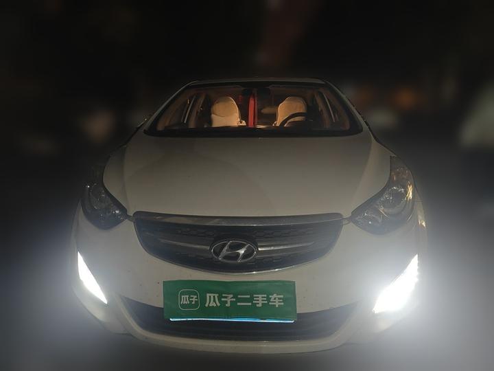 Elantra 2015 1.6L AT Leading photo 2