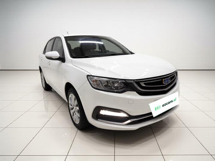 Vision 2018 1.5L AT photo 3