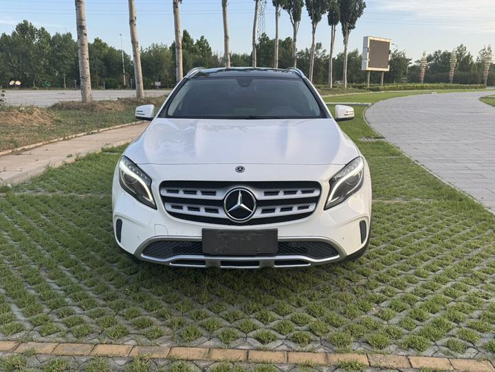 GLA 2018 GLA 200 Dynamic photo 2