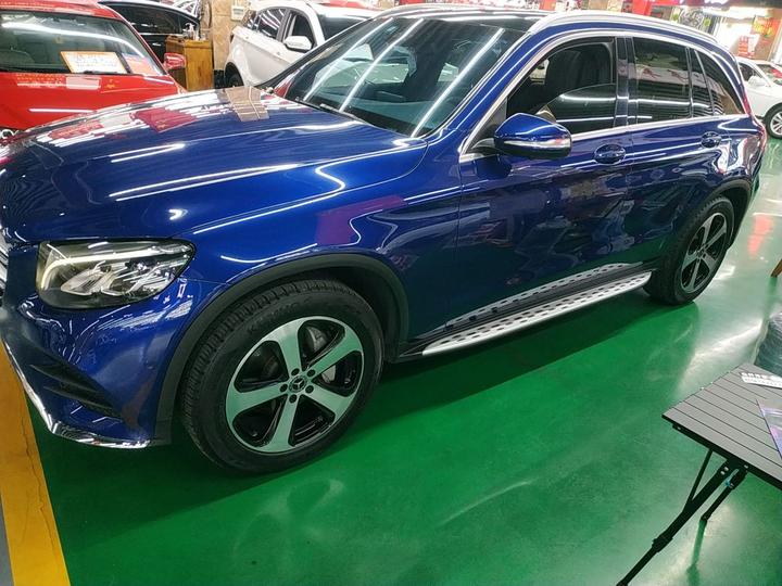 GLC 2018 GLC 260 4MATIC Luxury photo 4