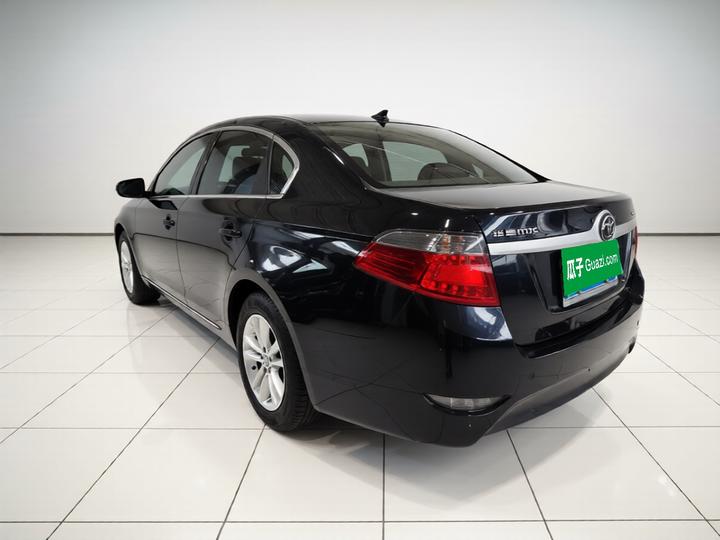 Zhonghua H330 2013 1.5L AT Luxury photo 4
