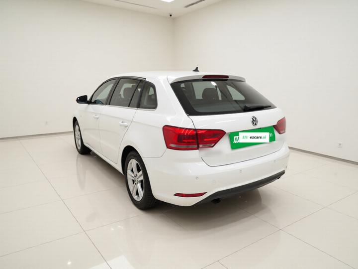2017 1.6L AT photo 4