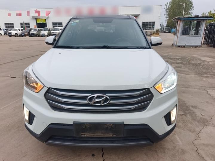 ix25 2015 1.6L AT RWD Smart GLS photo 2