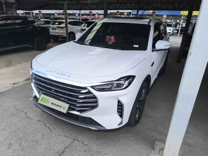 X70 PLUS 2025 1.5T CVT Flagship PRO 5-Seater
