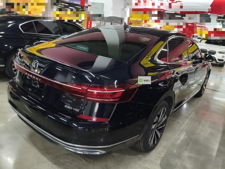 Passat 2023 Facelift 330TSI Luxury photo 4
