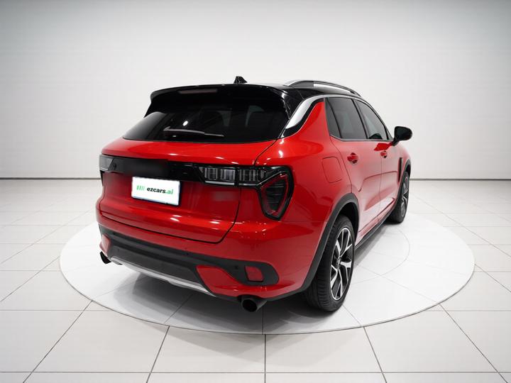 01 2017 2.0T AWD Pro photo 6