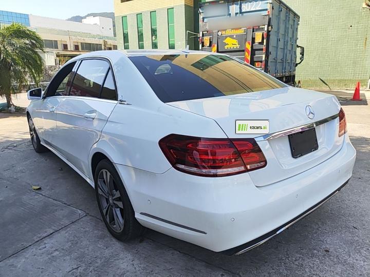 E-Class 2015 Facelift E 180 L Sport photo 4