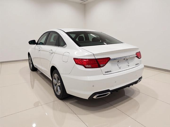 Emgrand GL 2018 1.8L DCT Elite Connected photo 4