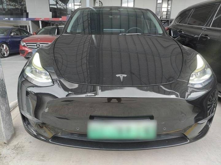 Model Y 2021 Standard Range RWD photo 2