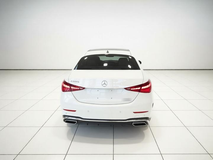 C-Class 2025 C 260 L Sport photo 5
