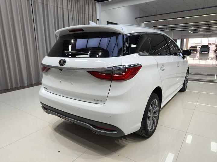 Song MAX 2019 1.5T AT Connected 6-Seater China VI photo 4