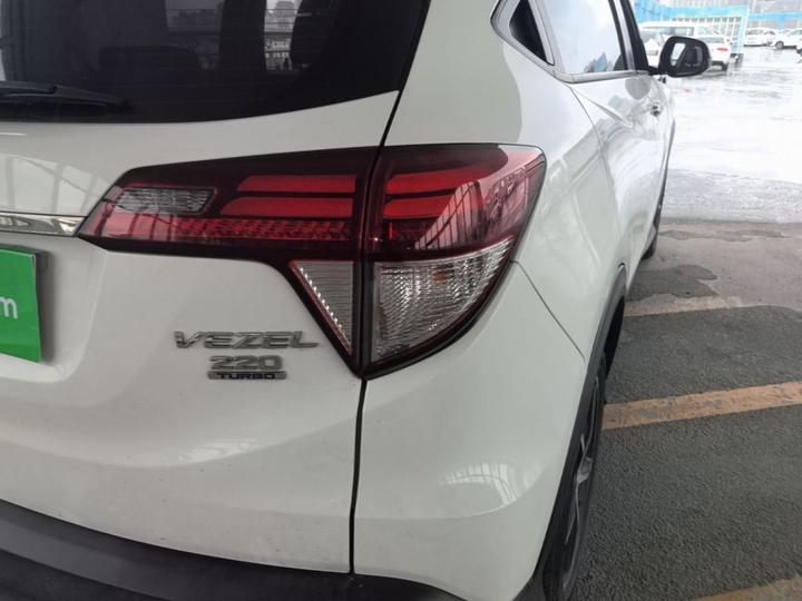 Vezel 2020 220 TURBO CVT Luxury photo 7