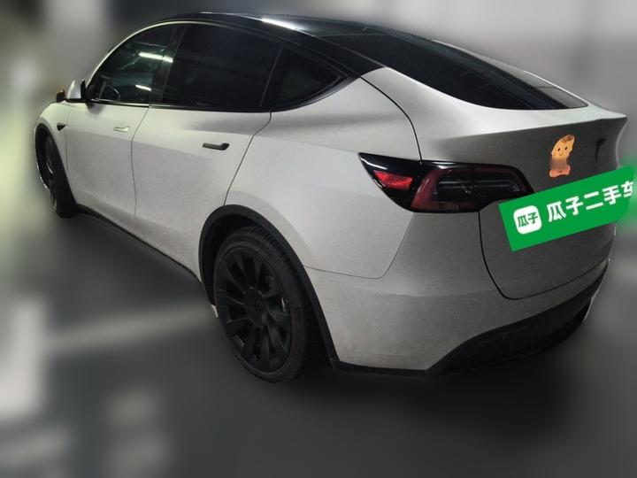 Model Y 2021 Standard Range RWD photo 4