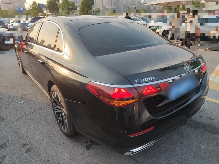 E-Class 2025 Facelift E 300 L Luxury photo 4