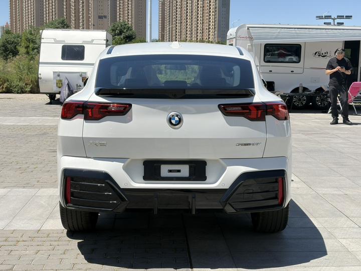 X2 Imported 2025 sDrive25i M Sport Package photo 4