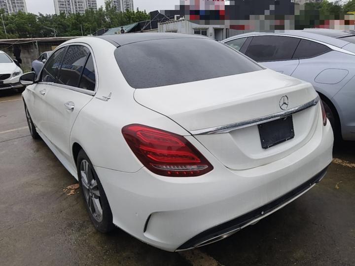 C-Class 2015 Facelift C 200 L Sport photo 4